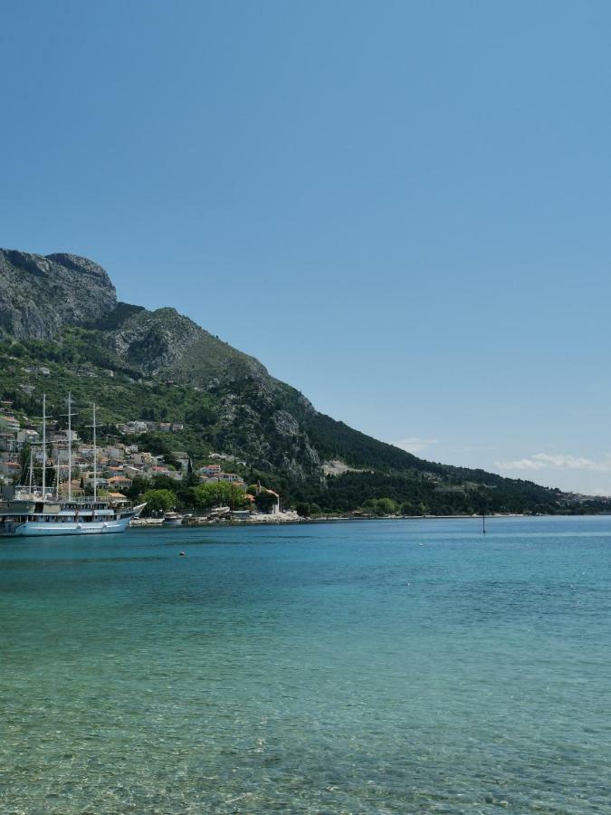 Apartmani Mirta Omiš Exterior foto